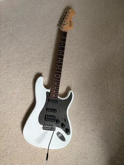 Squire Affinity Stratocaster , View more