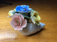 Vintage THORLEY Bone China ROSE BOUQUET in SHELL England
