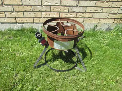 TURKEY FRYER OR ??? $15.00 PHONE 519-471-7039