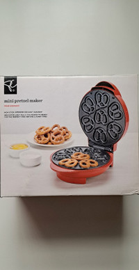 Mini Pretzel Maker