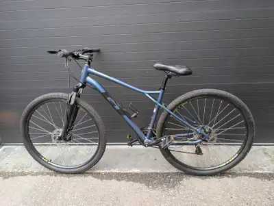GT Aggressor Comp Mountain Bike M Medium, View more