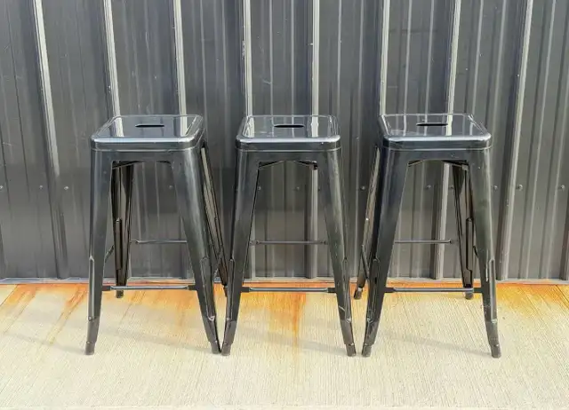 Bar Stools in Chairs & Recliners in Markham / York Region - Image 2