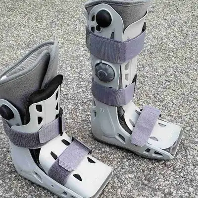 2 New Air Cast Size medium High cast and Low cast Wa, View more