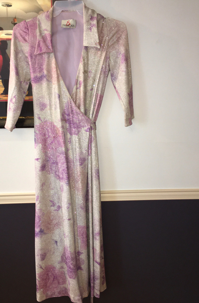En Francais Huey Waltzer Dress shimmer lilac wrap shirt dress dans Femmes - Robes et jupes  à Ville de Montréal - Image 2