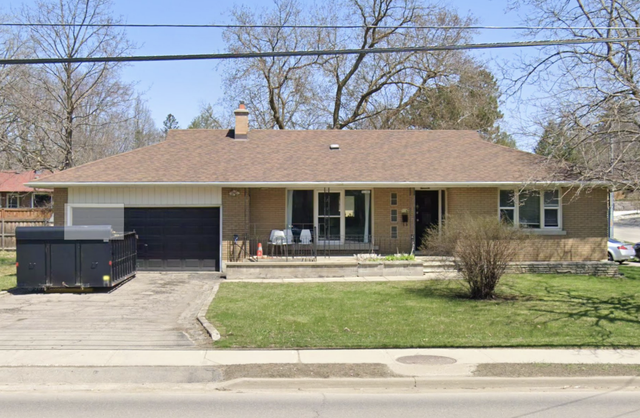 316 Edinburgh Rd S - 2 Rooms Available