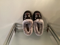 Meow Meow BOBS Ladies Slippers Size 6