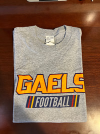 Queen’s Gaels football tshirt
