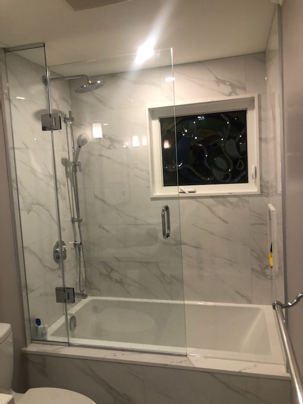 Glass Showers - Modern - Frameless in Bathwares in Oshawa / Durham Region - Image 4