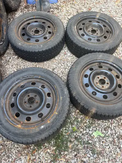 These are a set of used rims and tires, These tires are size 235/55R17. With a bolt pattern of 5x108...