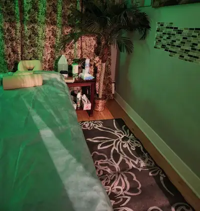RELAXATION FULL BODY MASSAGE. SHAVING. NDG.PRIVATE., View more