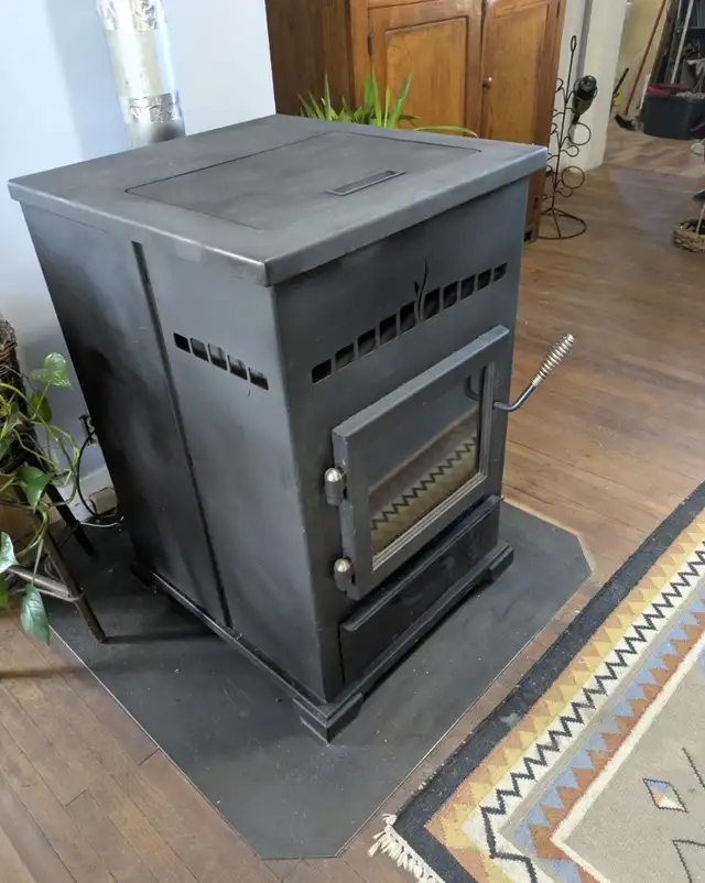 Pellet Stove in Other in Charlottetown - Image 2