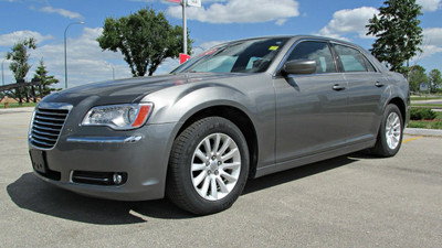 2012 Chrysler 300 V8 for sale