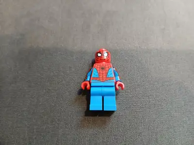 Hi This ad is for pick up only. **I live in Cambridge I have 1x official Lego Marvel comics theme Sp...