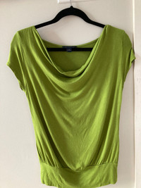 Banana Republic green spandex blouse