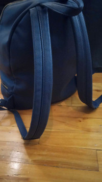 Sac à dos en cuir/Leather backpack