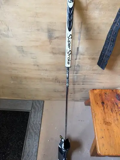 "Yes" blade putter and cover, View more