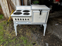 Vintage General Electric HotPoint Cook Stove.