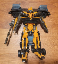 Transformers Age Of Extinction Bumblebee Deluxe Class