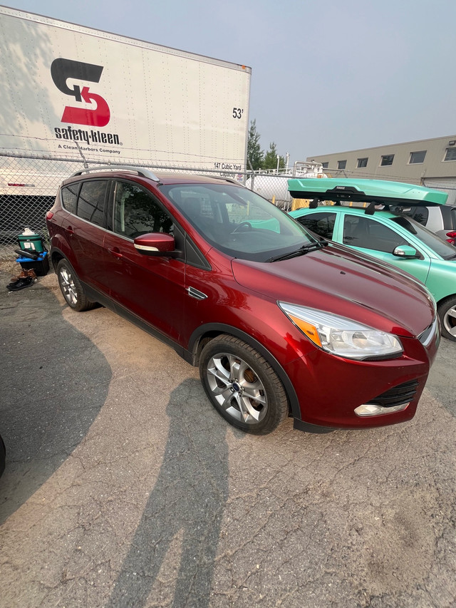 Ford Escape Titanium 2014 in Cars & Trucks in Ottawa