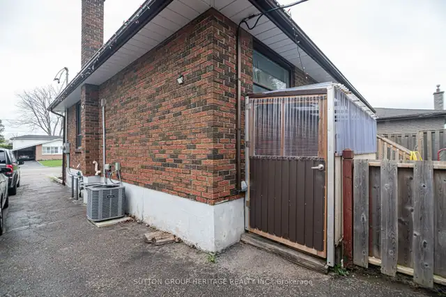 BASEMENT for RENT (Oshawa) in Long Term Rentals in Oshawa / Durham Region - Image 3