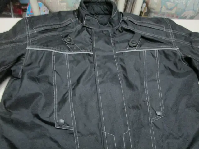 men's Large motorcycle Jacket , fabric ,  Boutique of leather in Men's in Edmonton - Image 3
