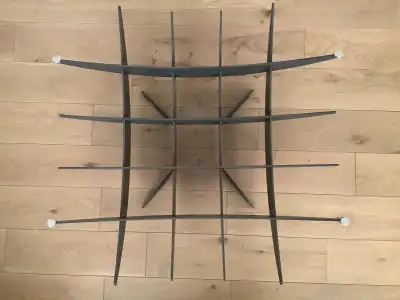 Table de salon italienne sculptural, View more