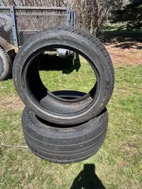 235/45ZR17 Pair of tires great shape