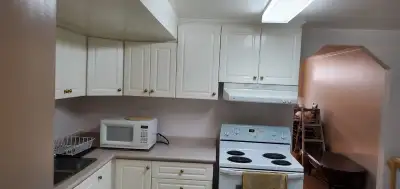 PRIVATE BEDROOM WITH BATH FOR RENT