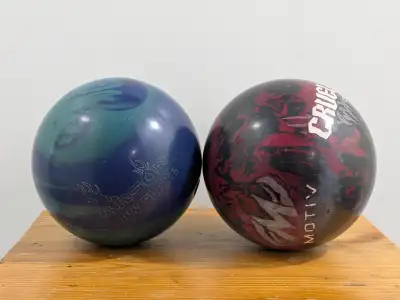 Hammer & Motiv Bowling Ball Bundle, View more