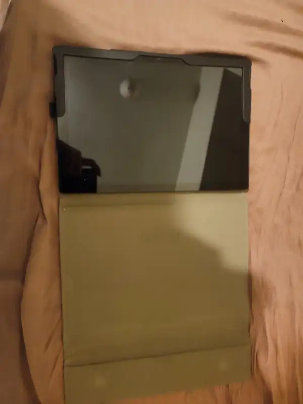 Surface Pro 6 – Model 1796 – Great Condition! in iPads & Tablets in City of Montréal - Image 2