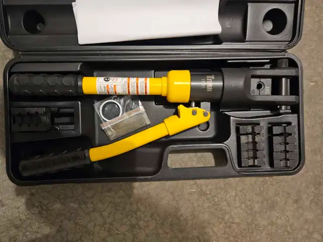 Titan 11981 High Capacity 7.5-Ton Hydraulic Cable Crimper62864361508609123