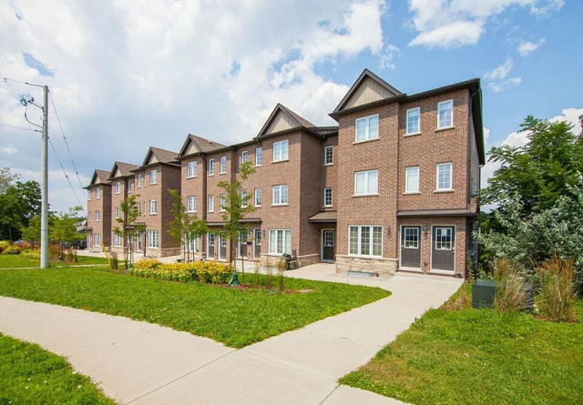 Fully Furnished Room/s Near Conestoga College - Free Wifi in Room Rentals & Roommates in Kitchener / Waterloo