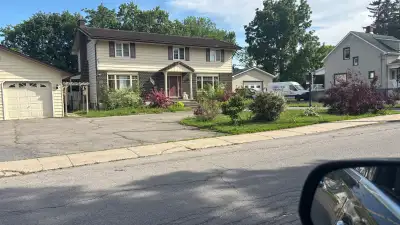 One room is available at 477 Victoria st, Winchester, ON. A big size house with big size rooms at up...