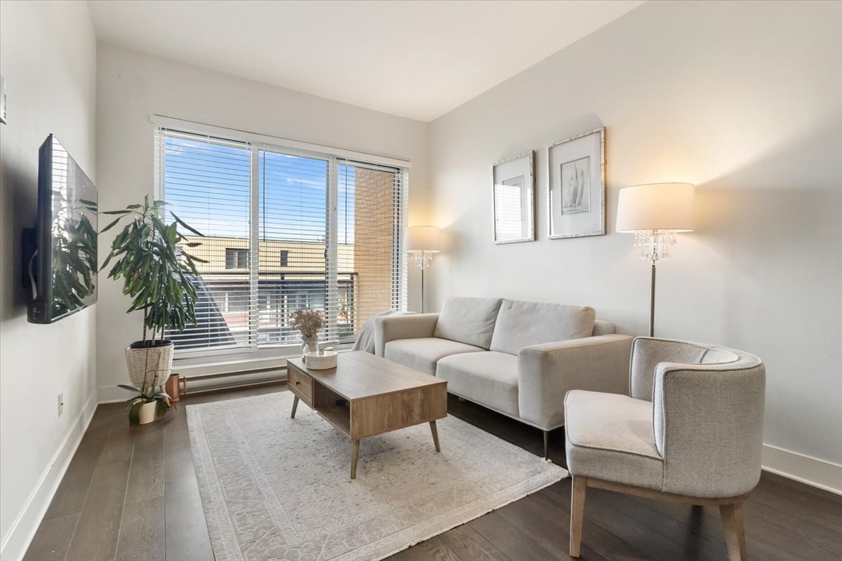 Condo for Sale — photo 2
