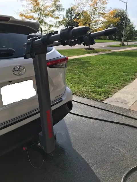 YAKIMA BIKE RACK - 3 Bikes in Road in St. Catharines - Image 5