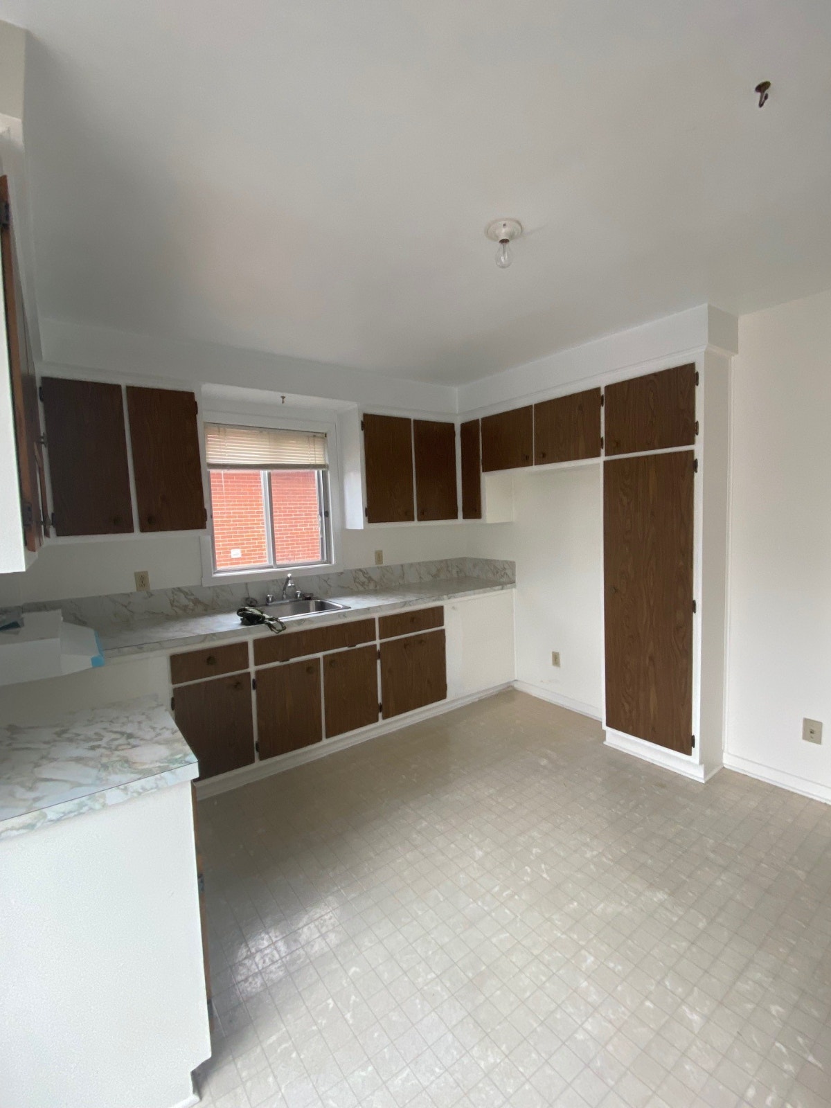 Spacieux 3 ½ Ahuntsic — photo 1