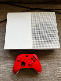 Xbox one s with controller 