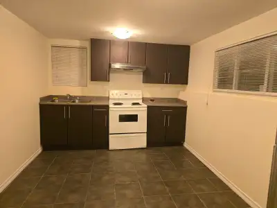 Two bedrooms suit on a great location of a quiet street, walking distance to Joyce skytain and publi...