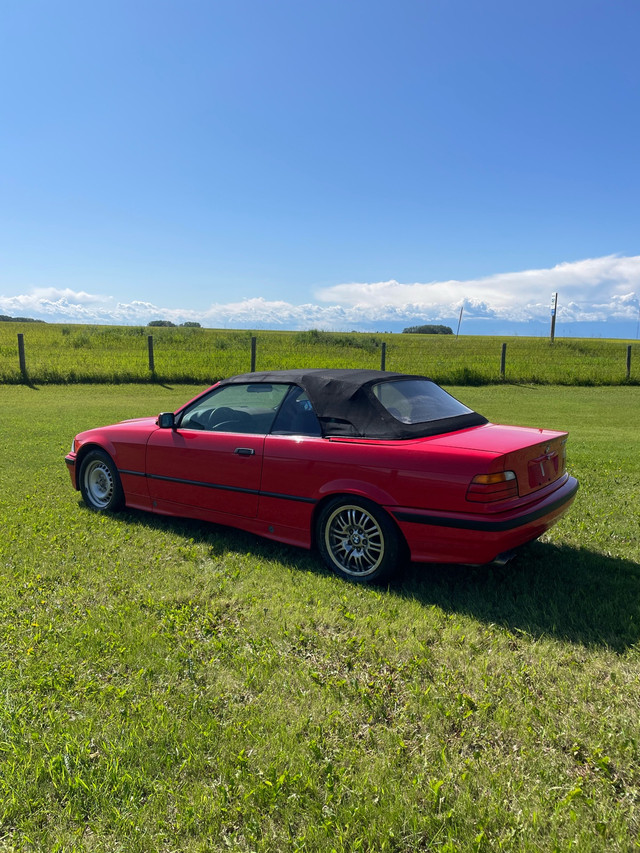 1994 BMW 325i in Cars & Trucks in Red Deer - Image 4