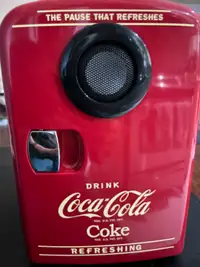Coca-Cola Retro Mini Fridge…Bluetooth NEW