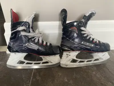 used Bauer Vapor x900 skates, View more