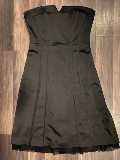 RW & CO. Women's Black Strapless Dress - size 4, View more