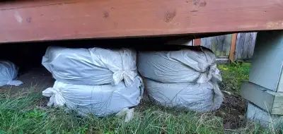 Barely used 225/55ZR17101Y michellen heavy duty m+s winter tires that were on a mercedes metris work...