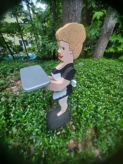 This beautifuly made seamstress dress form, is great to design and make clothing and can be also use...