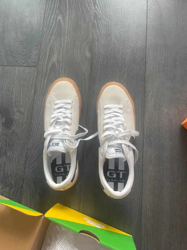 Nike Brand New Size 10 Casual Shoes in Men's Shoes in City of Toronto - Image 5