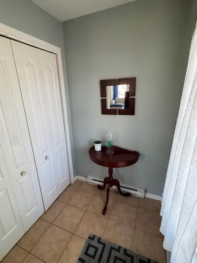 Magnifique condo situé dans un quartier paisible de Sainte-Julie, à seulement deux minutes de l’auto...