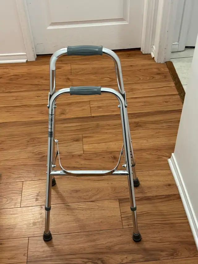 Marchettes et Cannes in Health & Special Needs in Québec City - Image 5