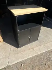 Small table on wheels