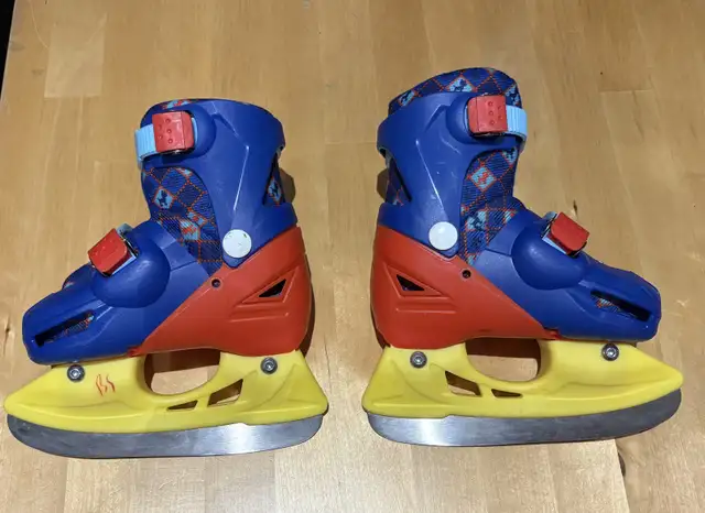 Paw Patrol Skates - adjustable sizes Y8-Y11 in Skates & Blades in City of Toronto - Image 3