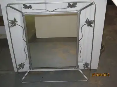 Déco joli  miroir  fini argent , motif de feuilles, View more